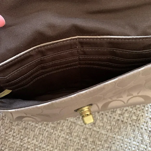 Authentic COACH Purse Signature C Material - Picture 3 of 8